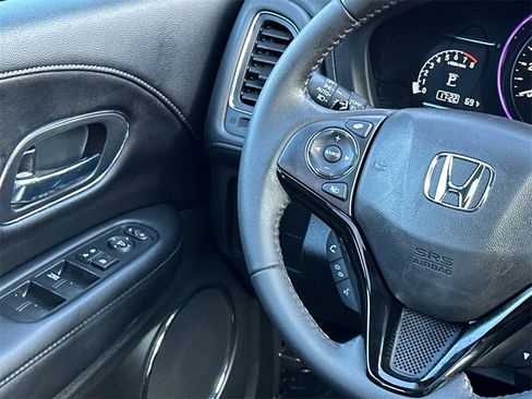 Used 2022 Honda HR-V EX-L image 19