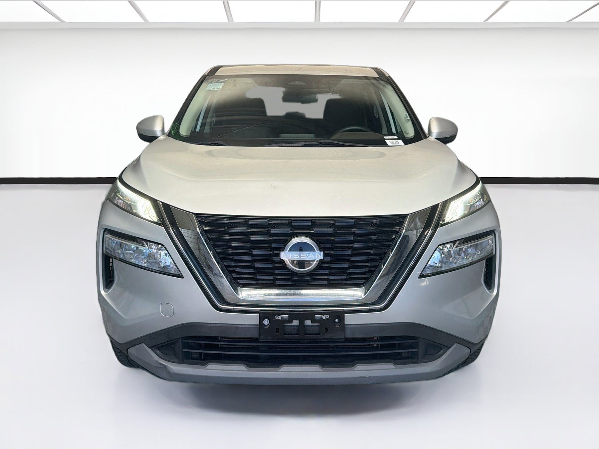 Used 2022 Nissan Rogue SV AWD/4WD image 2