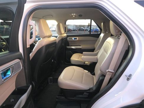 Used 2020 Ford Explorer Limited w/ Class III Trailer Tow Package image 23