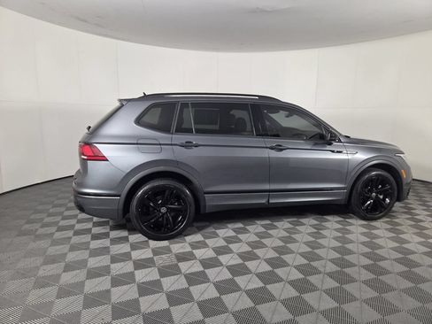 Used 2024 Volkswagen Tiguan SE R-Line FWD image 5