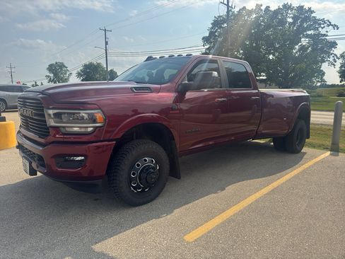 Used 2022 RAM 3500 Laramie w/ Night Edition AWD/4WD image 2