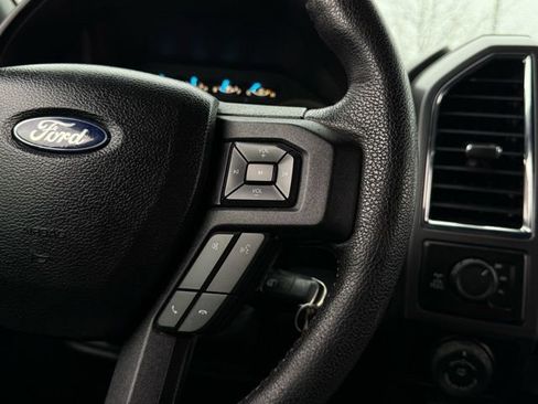 Used 2016 Ford F150 XLT w/ Equipment Group 302A Luxury image 9