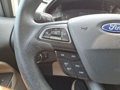 Used 2022 Ford EcoSport S AWD/4WD image 32