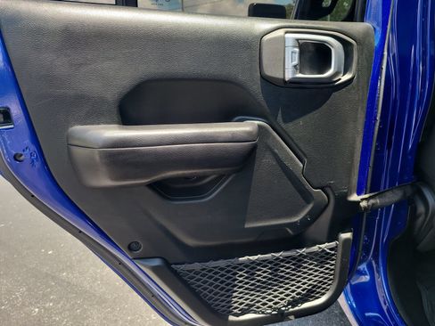 Used 2019 Jeep Wrangler Unlimited Sport S AWD/4WD image 8