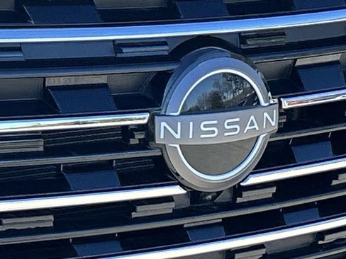 New 2026 Nissan Rogue Platinum w/ Tech Package AWD/4WD image 11