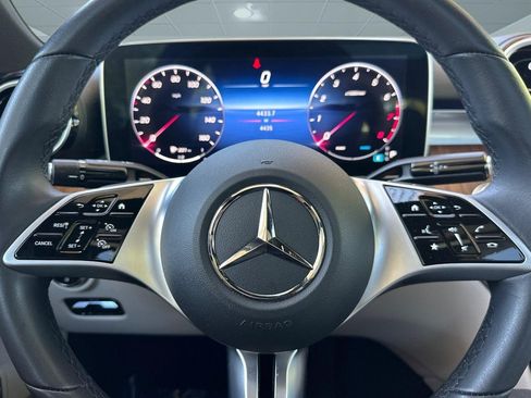 Used 2023 Mercedes-Benz C 300 Sedan image 11