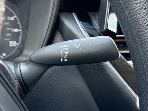 Used 2024 Toyota Corolla LE FWD image 17