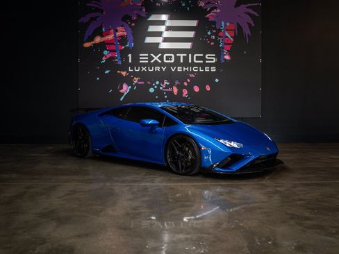 Used 2021 Lamborghini Huracan EVO RWD image 4