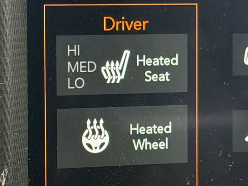 Used 2022 Jeep Wrangler Unlimited Rubicon 4xe w/ Cold Weather Group AWD/4WD image 23