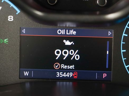 Used 2022 Chevrolet Colorado LT image 16