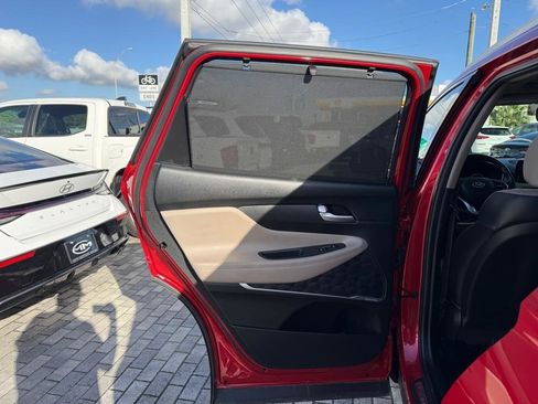 Used 2021 Hyundai Santa Fe Limited image 28