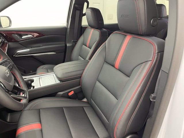 New 2027 Chevrolet Traverse RS w/ LPO, Floor Liner Package AWD/4WD image 10