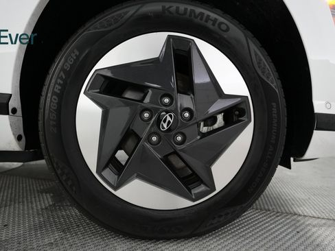 Used 2024 Hyundai Kona Limited image 20