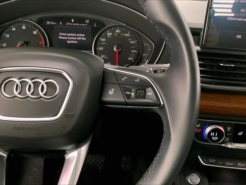 Certified 2023 Audi Q5 2.0T Premium w/ Convenience Package image 22