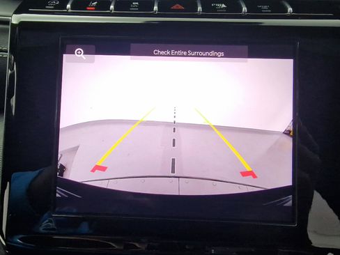 New 2025 Jeep Grand Cherokee Altitude image 19