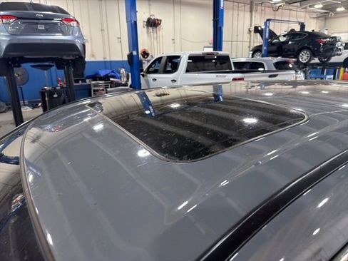 Used 2023 Honda CR-V EX image 14