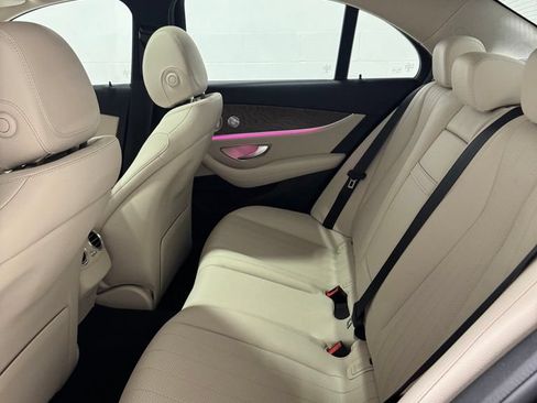 Used 2020 Mercedes-Benz E 350 4MATIC Sedan image 27