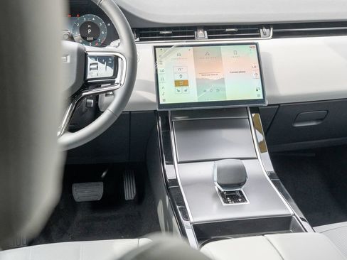 New 2026 Land Rover Range Rover Evoque S AWD/4WD image 20