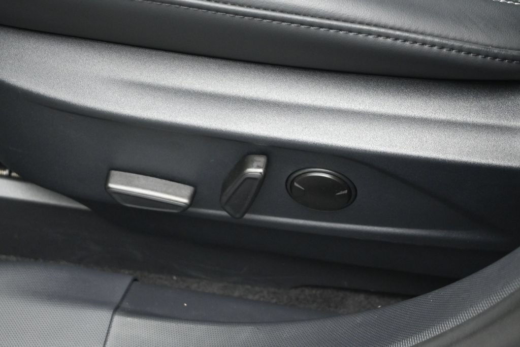 Used 2025 Ford Mustang Mach-E Select RWD image 9