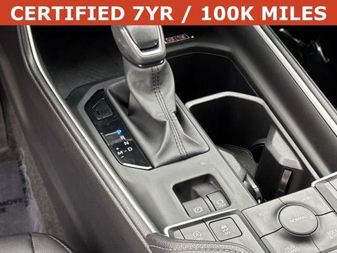 Used 2025 Toyota Grand Highlander AWD image 22