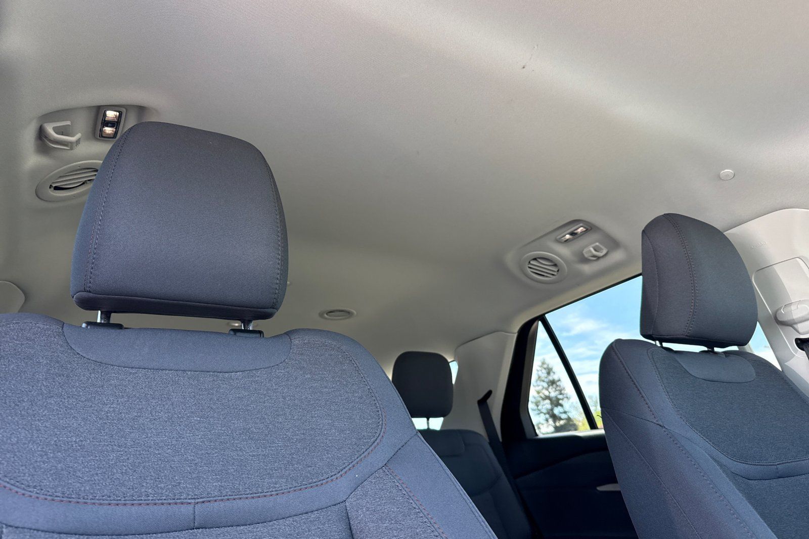 Certified 2025 Ford Explorer Active RWD image 20
