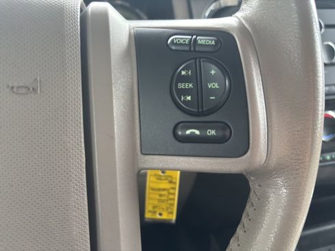 Used 2012 Ford Expedition Limited image 25