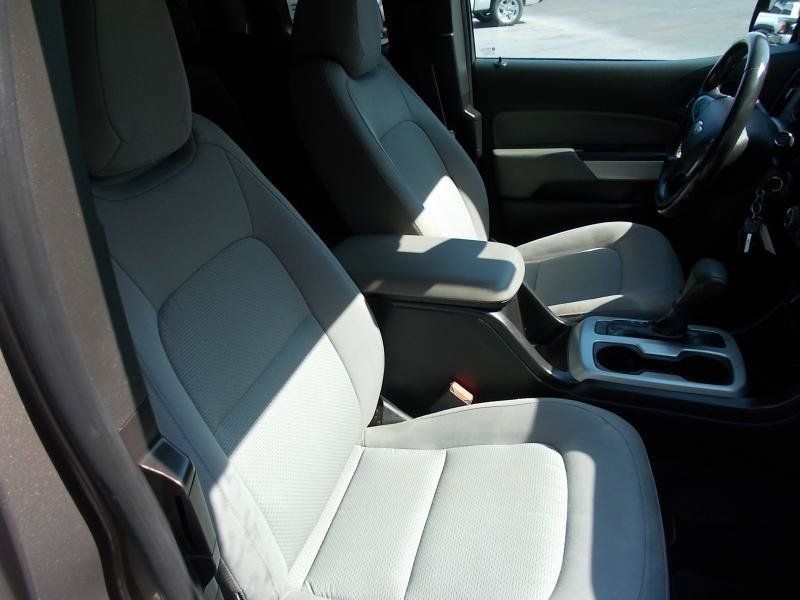 Used 2015 Chevrolet Colorado LT RWD image 20