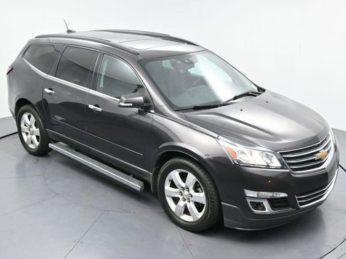 Used 2016 Chevrolet Traverse LT w/ Style and Technology Package AWD/4WD image 37