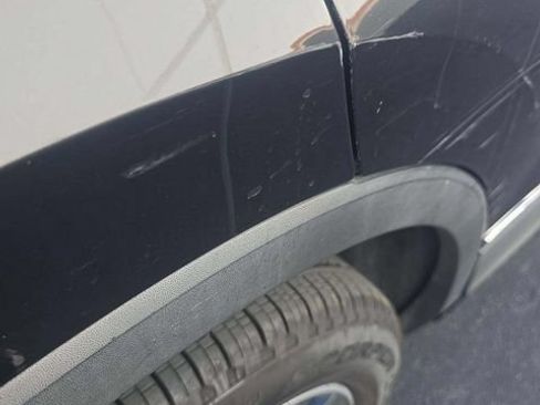 Used 2018 Volkswagen Tiguan SEL AWD/4WD image 12