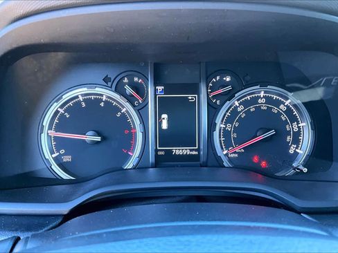 Used 2021 Toyota 4Runner TRD Off-Road image 22