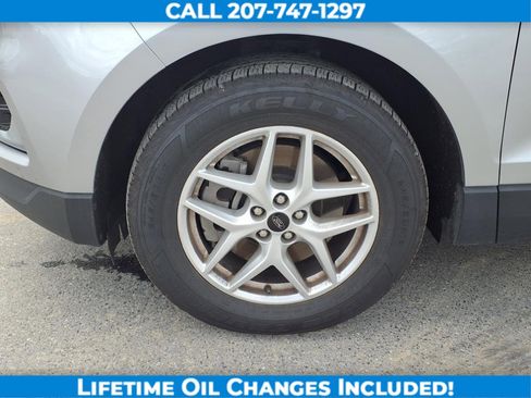 Used 2023 Ford Edge SEL image 10