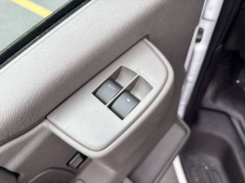 New 2025 Chevrolet Express 3500 Work Van w/ Power Convenience Package image 13