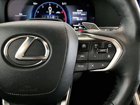 Used 2025 Lexus GX 550 w/ Cold Area Package AWD/4WD image 21