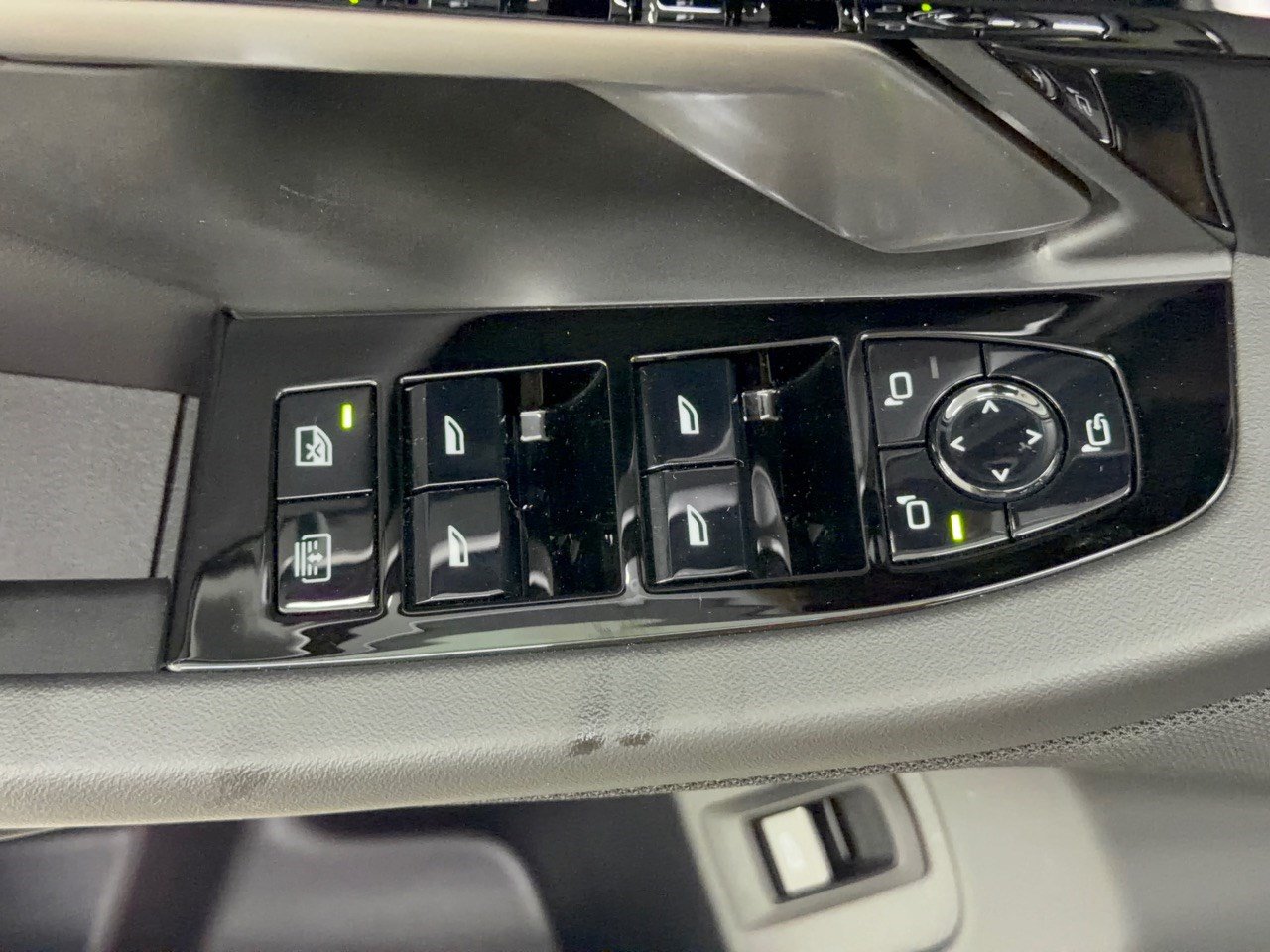 Certified 2026 BMW 530i RWD image 15