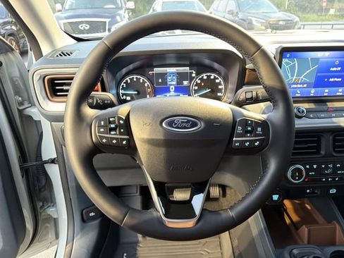 Used 2024 Ford Maverick Lariat AWD/4WD image 23