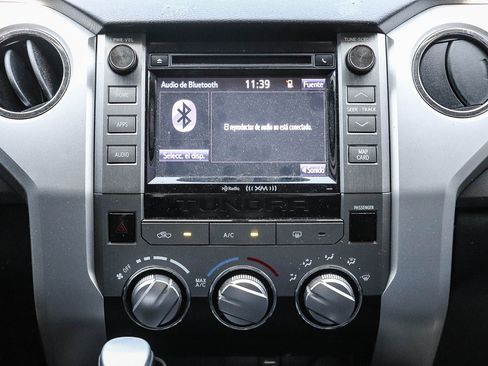 Used 2017 Toyota Tundra SR5 RWD image 14