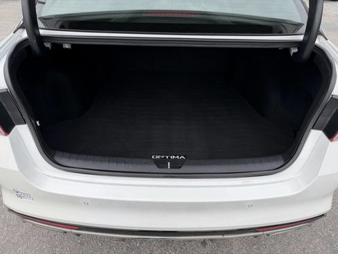 Used 2016 Kia Optima SX image 16