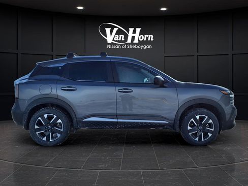 New 2026 Nissan Kicks SV w/ SV Premium Package image 5