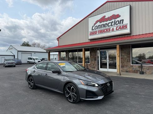 Used 2025 Nissan Altima 2.5 SR image 1