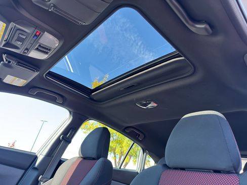 Used 2022 Subaru Impreza 2.0i Sport image 13