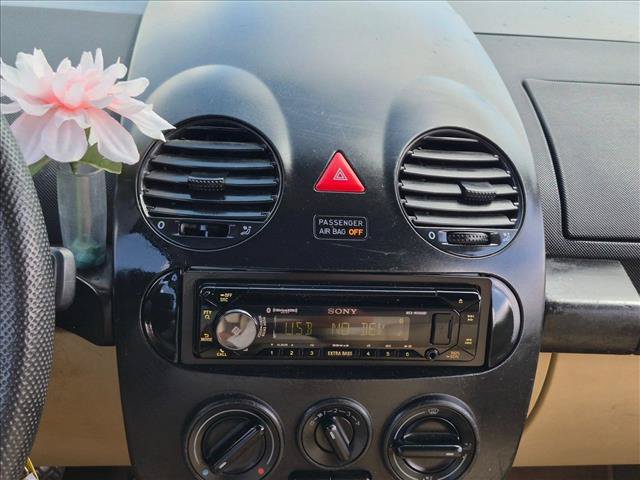 Used 2005 Volkswagen Beetle GLS FWD image 10