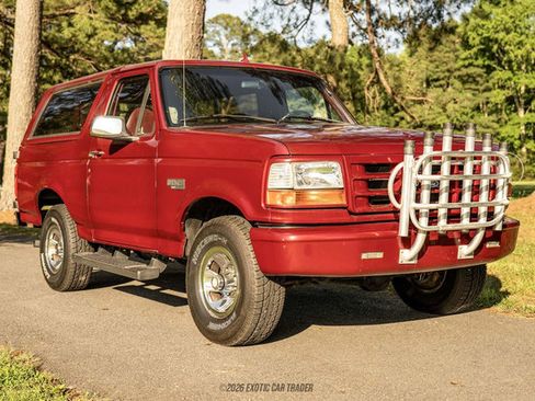 Used 1995 Ford Bronco XLT AWD/4WD image 12