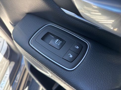 Used 2020 RAM 1500 Laramie image 45