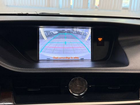 Used 2013 Lexus ES 350 w/ Luxury Pkg image 32