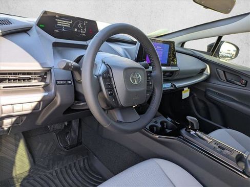 New 2026 Toyota Prius LE image 3
