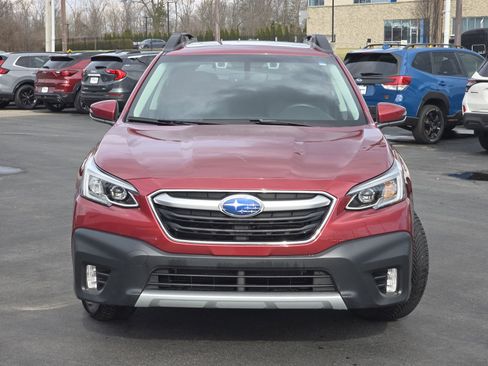 Used 2022 Subaru Outback Limited image 2