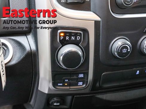 Used 2020 RAM 1500 Classic SLT image 13