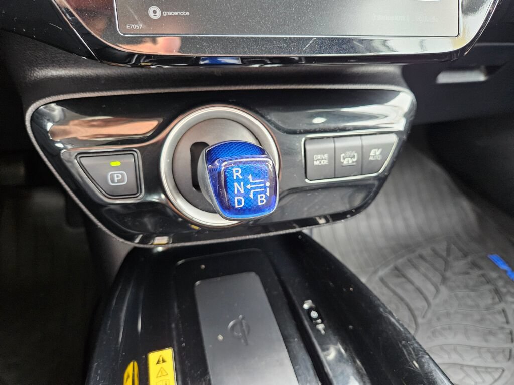 Used 2020 Toyota Prius Prime XLE FWD image 24
