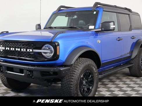 Used 2022 Ford Bronco Wildtrak AWD/4WD image 1