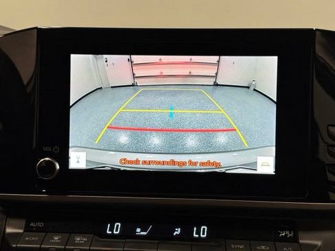 Used 2025 Toyota Camry LE FWD image 28
